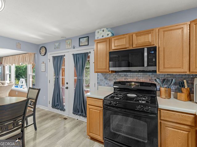 106 Central Lake Circle, Griffin, GA 30223