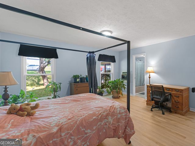 106 Central Lake Circle, Griffin, GA 30223