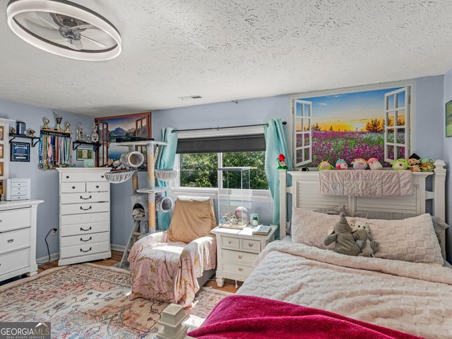 106 Central Lake Circle, Griffin, GA 30223