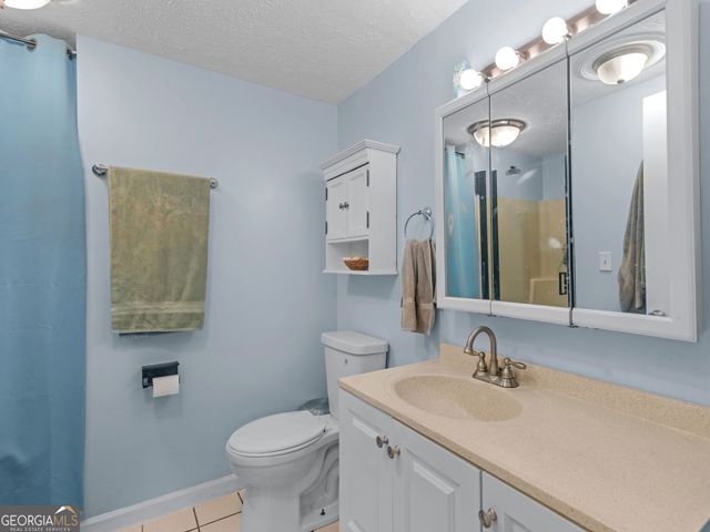 106 Central Lake Circle, Griffin, GA 30223