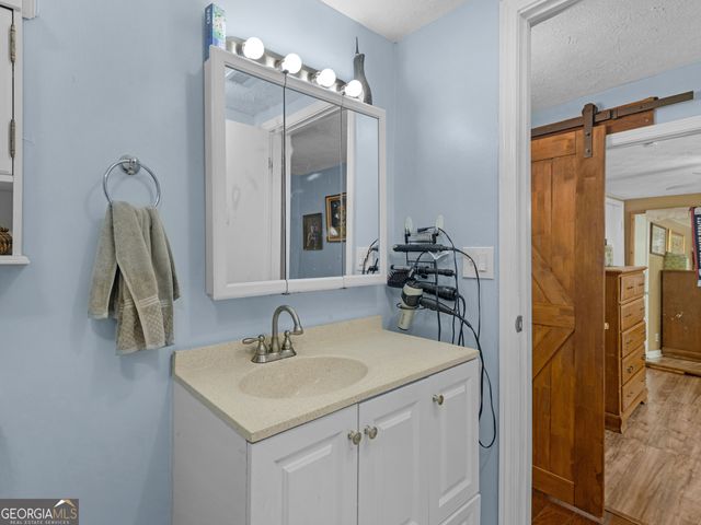 106 Central Lake Circle, Griffin, GA 30223