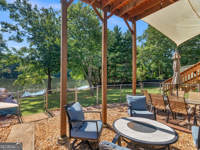 106 Central Lake Circle, Griffin, GA 30223