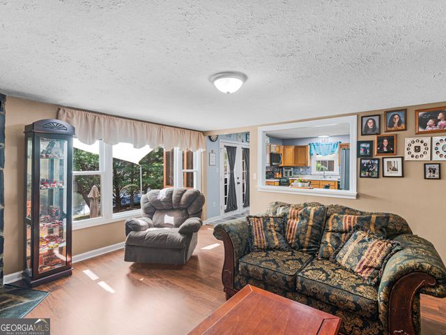 106 Central Lake Circle, Griffin, GA 30223