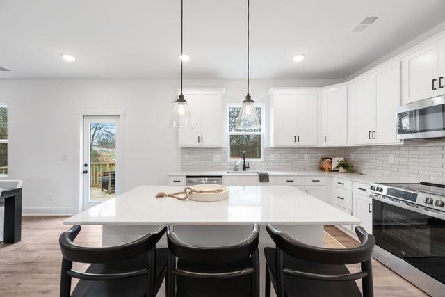 229 Rose Hannah Dr, Gallatin, TN 37066