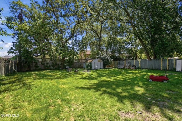1326 Montain Road, Toledo, OH 43615
