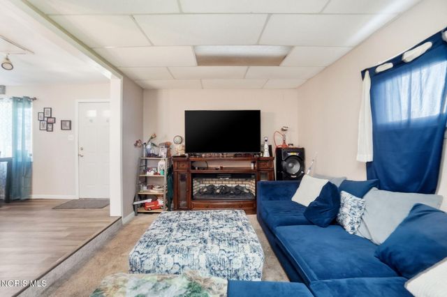 1326 Montain Road, Toledo, OH 43615