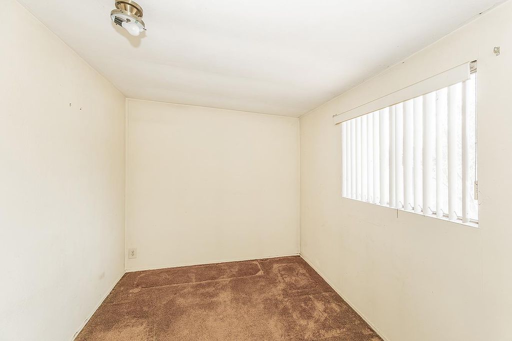 Image 23 of property listing at 9016 E Dinuba Avenue, Selma, CA 93662
