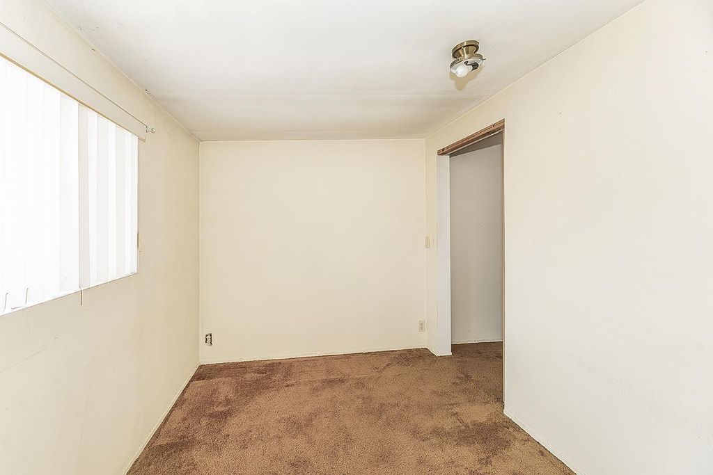 Image 24 of property listing at 9016 E Dinuba Avenue, Selma, CA 93662