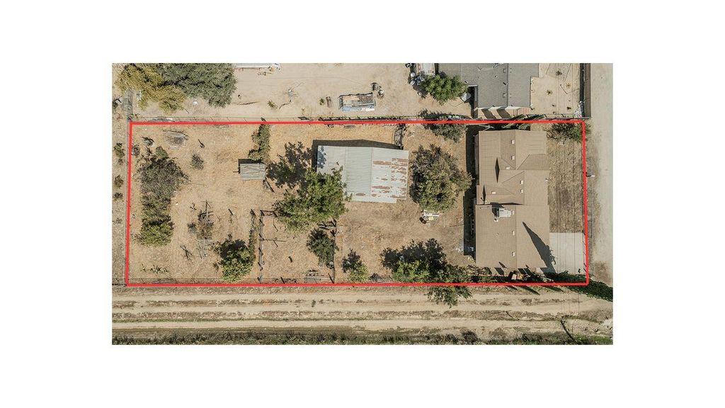 Image 61 of property listing at 9016 E Dinuba Avenue, Selma, CA 93662