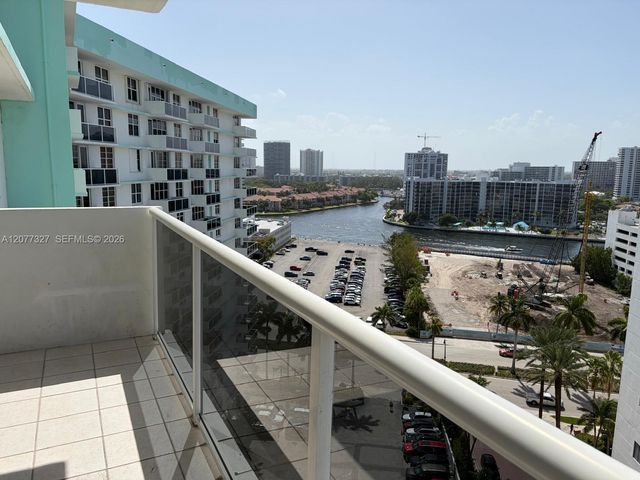 3725 S Ocean Drive 1517, Hollywood, FL 33019