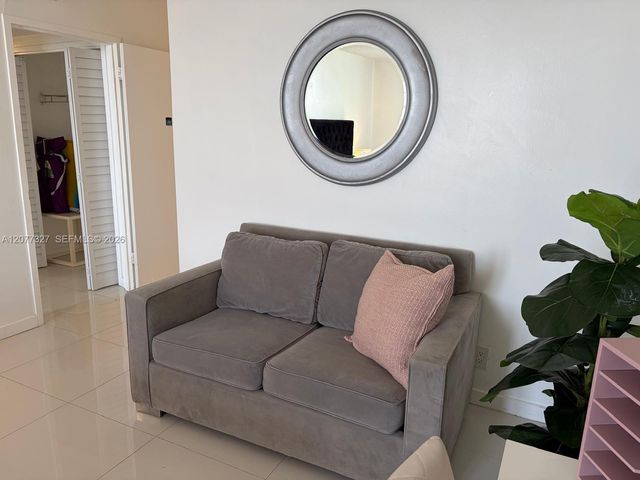 3725 S Ocean Drive 1517, Hollywood, FL 33019