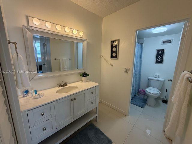 3725 S Ocean Drive 1517, Hollywood, FL 33019