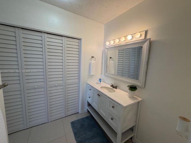 3725 S Ocean Drive 1517, Hollywood, FL 33019