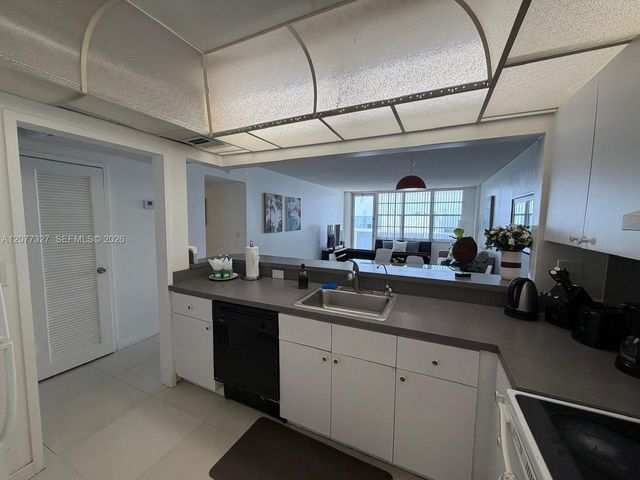 3725 S Ocean Drive 1517, Hollywood, FL 33019
