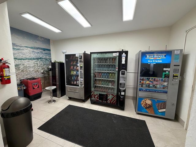 3725 S Ocean Drive 1517, Hollywood, FL 33019