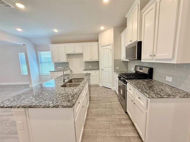 2305 Caroline Street, Anna, TX 75409