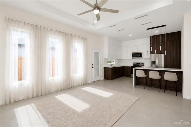 916 Glory Street 3, Alamo, TX 78516