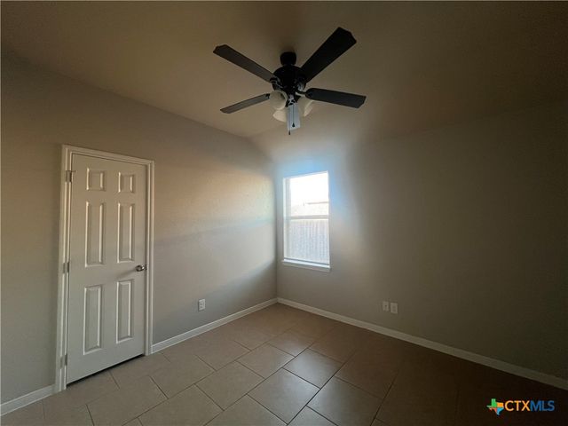 1401 Loyal Lane B, Killeen, TX 76549