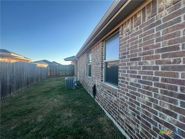 1401 Loyal Lane B, Killeen, TX 76549