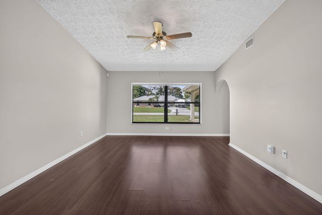 1549 SE COWNIE Street, Port St. Lucie, Port St Lucie, FL 34983