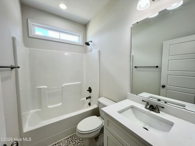 310 Creeks Edge Drive, Pikeville, NC 27863