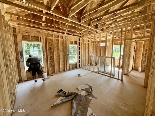 310 Creeks Edge Drive, Pikeville, NC 27863