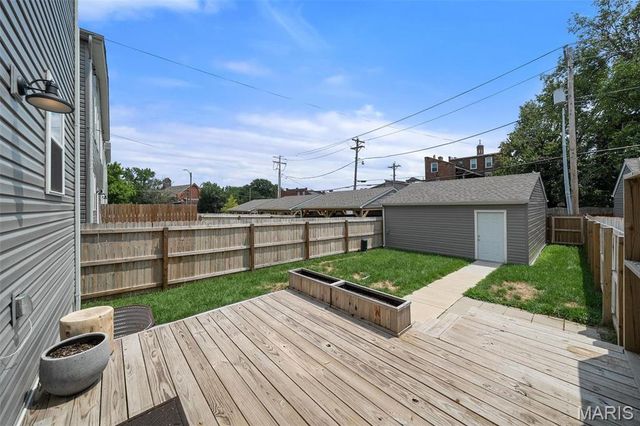 1406 Menard Street, St Louis, MO 63104