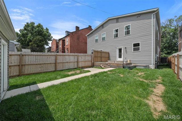 1406 Menard Street, St Louis, MO 63104