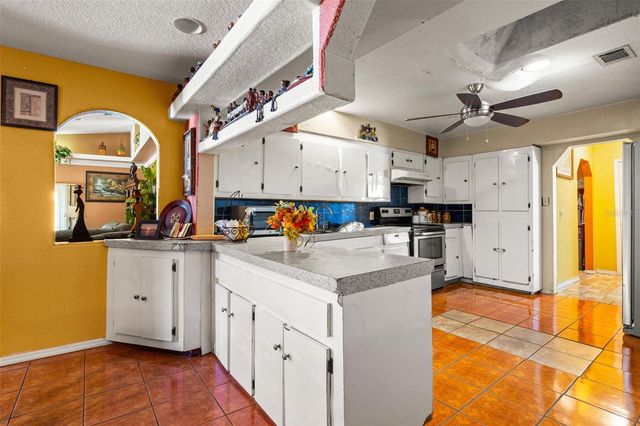 2442 SHIRAH ROAD, Auburndale, FL 33823