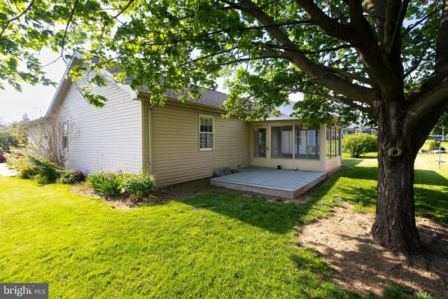7 SOUTHFIELD RD, Lebanon, PA 17042