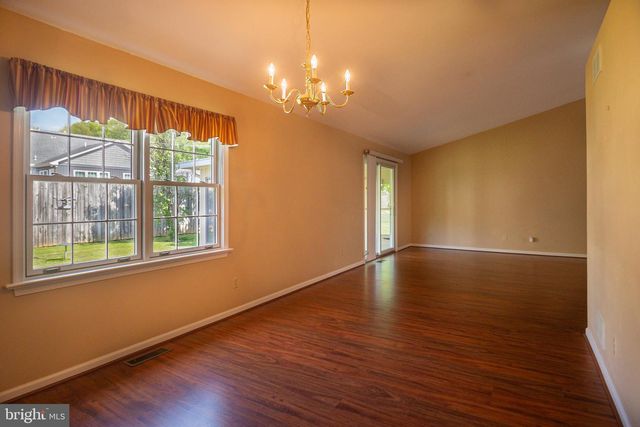 7 SOUTHFIELD RD, Lebanon, PA 17042