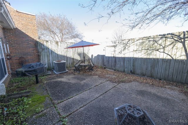 2043 HAZEL HEDGE Lane, Montgomery, AL 36106