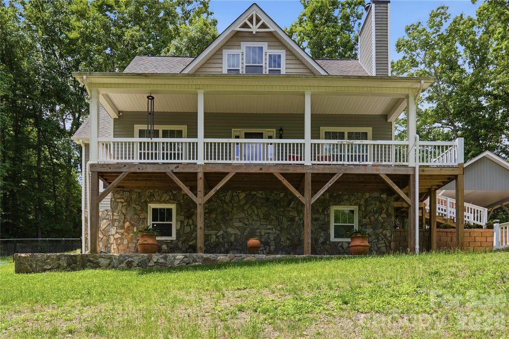 250 Henderson Road, Bessemer City, NC 28016