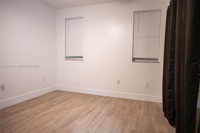 9167 Fontainebleau Blvd 6, Miami, FL 33172