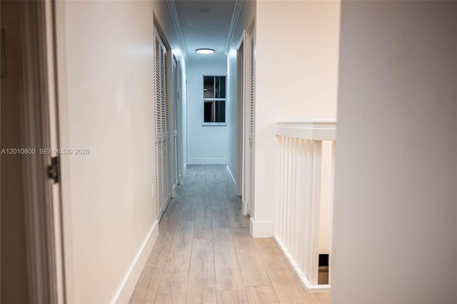 9167 Fontainebleau Blvd 6, Miami, FL 33172
