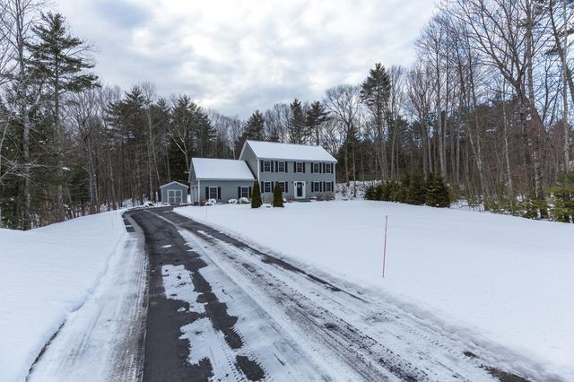 104 Olde Bridge Lane, Epping, NH 03042
