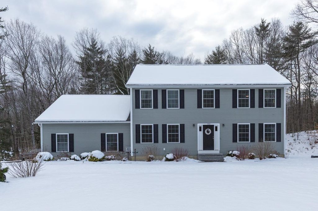 104 Olde Bridge Lane, Epping, NH 03042