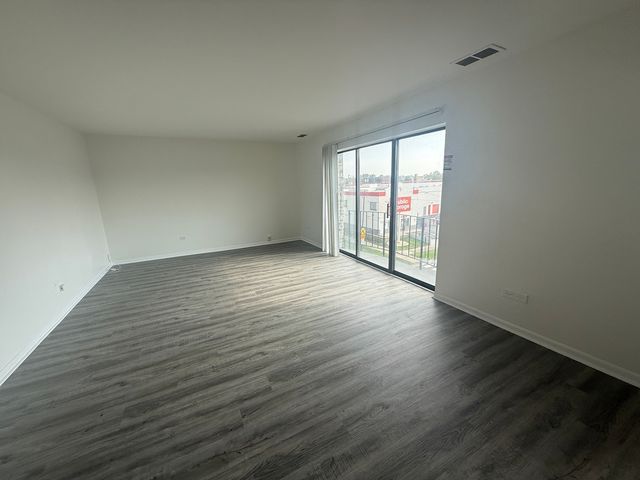 2310 N Harlem Avenue 406, Elmwood Park, IL 60707