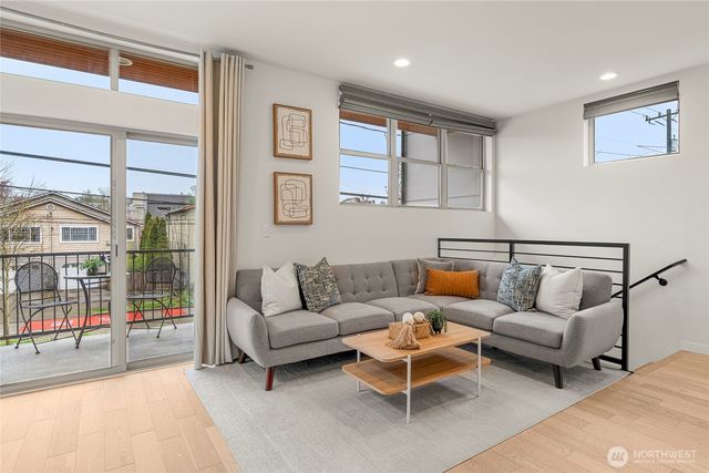 4140 Delridge Way SW, Seattle, WA 98106