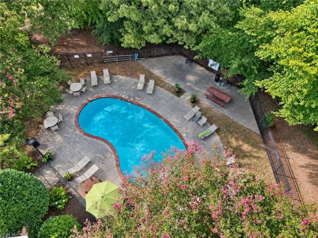 100 Windsor LN H, Williamsburg, VA 23185