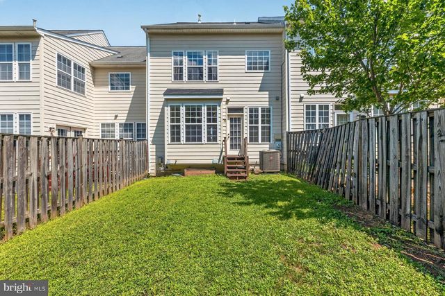 825 BLUEFIELD SQ NE, Leesburg, VA 20176