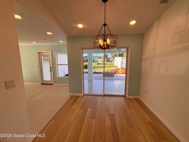 1038 Lynbrook Street NW, Palm Bay, FL 32907