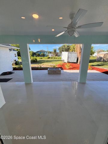 1038 Lynbrook Street NW, Palm Bay, FL 32907