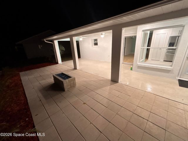 1038 Lynbrook Street NW, Palm Bay, FL 32907