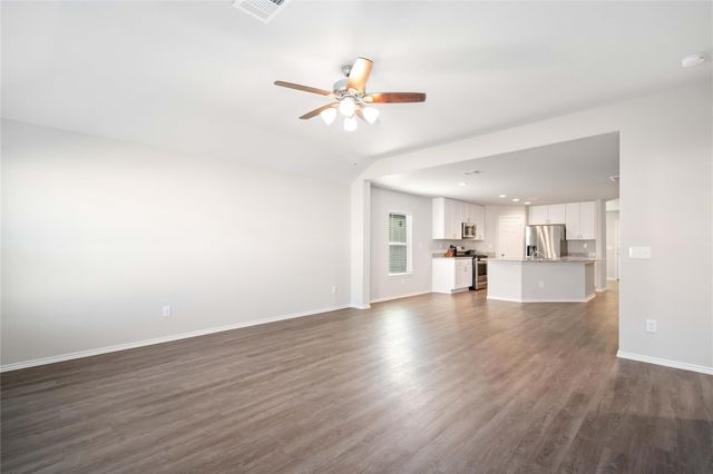 4226 Stuebner Hill Drive, Houston, TX 77068
