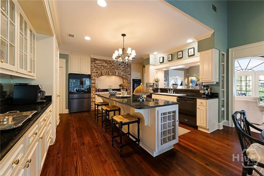 Image 13 of property listing at 19 Cotton Crossing, Savannah, GA 31411