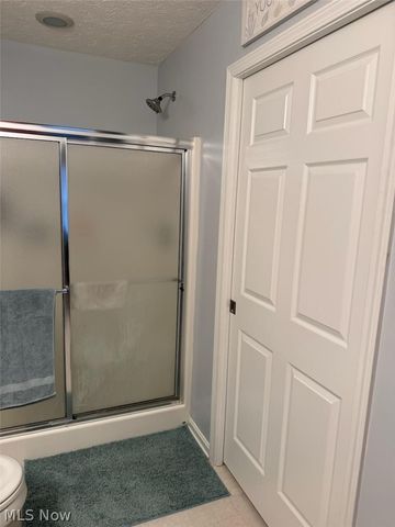 6210 Dogwood Lane, North Ridgeville, OH 44039