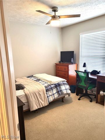 6210 Dogwood Lane, North Ridgeville, OH 44039