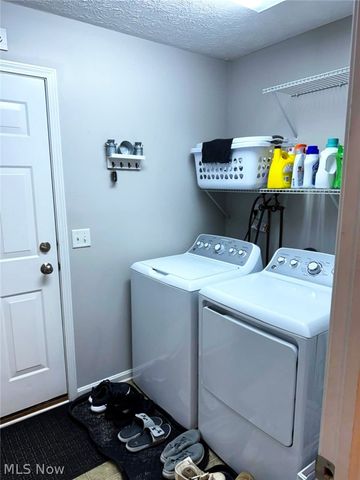 6210 Dogwood Lane, North Ridgeville, OH 44039