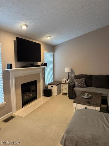 6210 Dogwood Lane, North Ridgeville, OH 44039